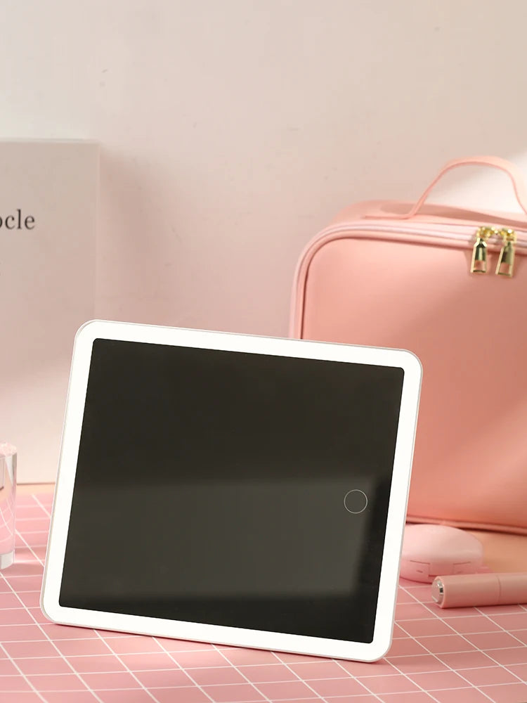 Light-Up Makeup Travel Case